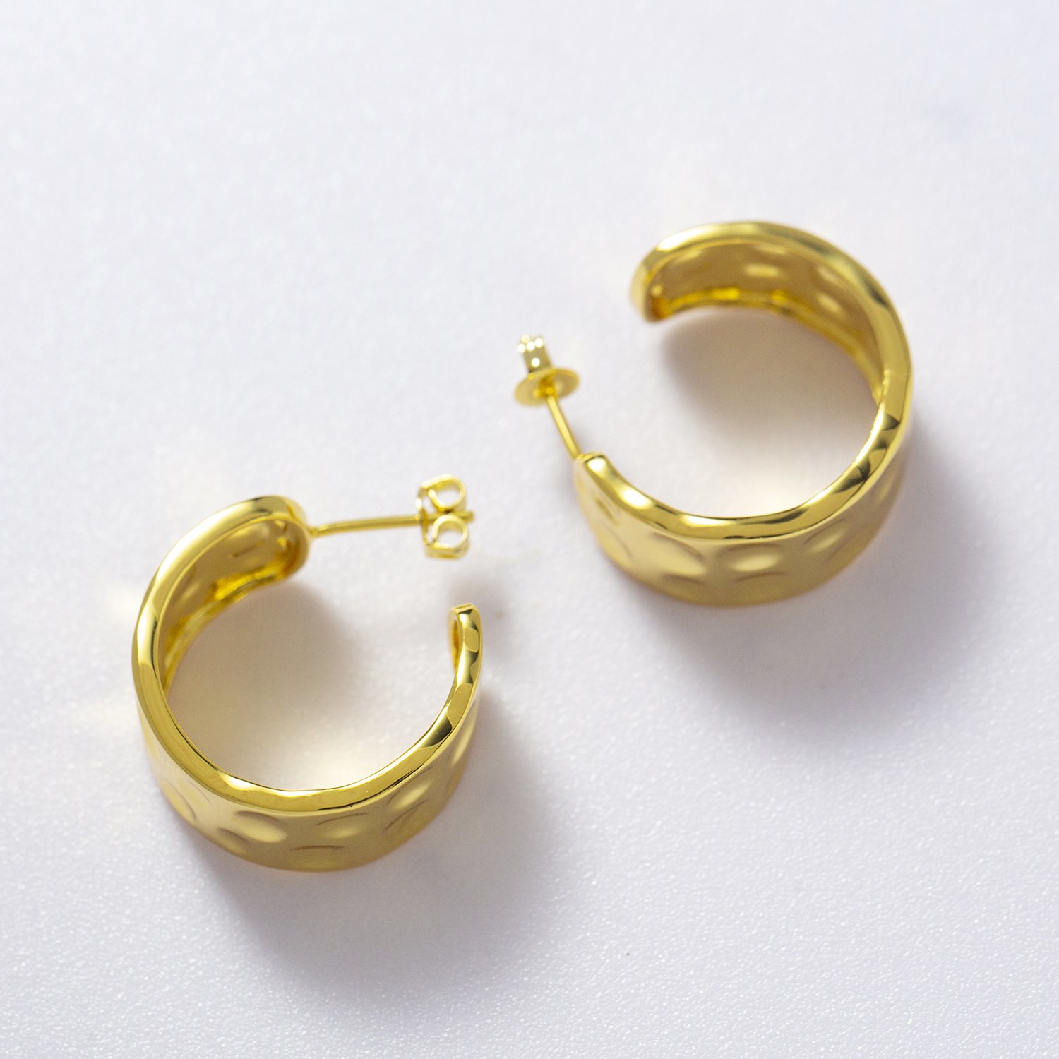 Wholesale Charming Jewelry Accessory Fashionable Simple Gold Plated Fashion Stud Earrings for Anniversary or Gift