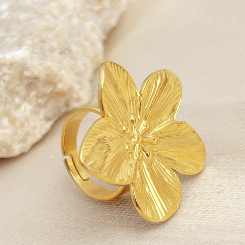 Wholesale Stainless Steel 18K Gold PVD Plated Big Flower Bangles Earrings Rings Fashion Jewelry Sets Women's accessories