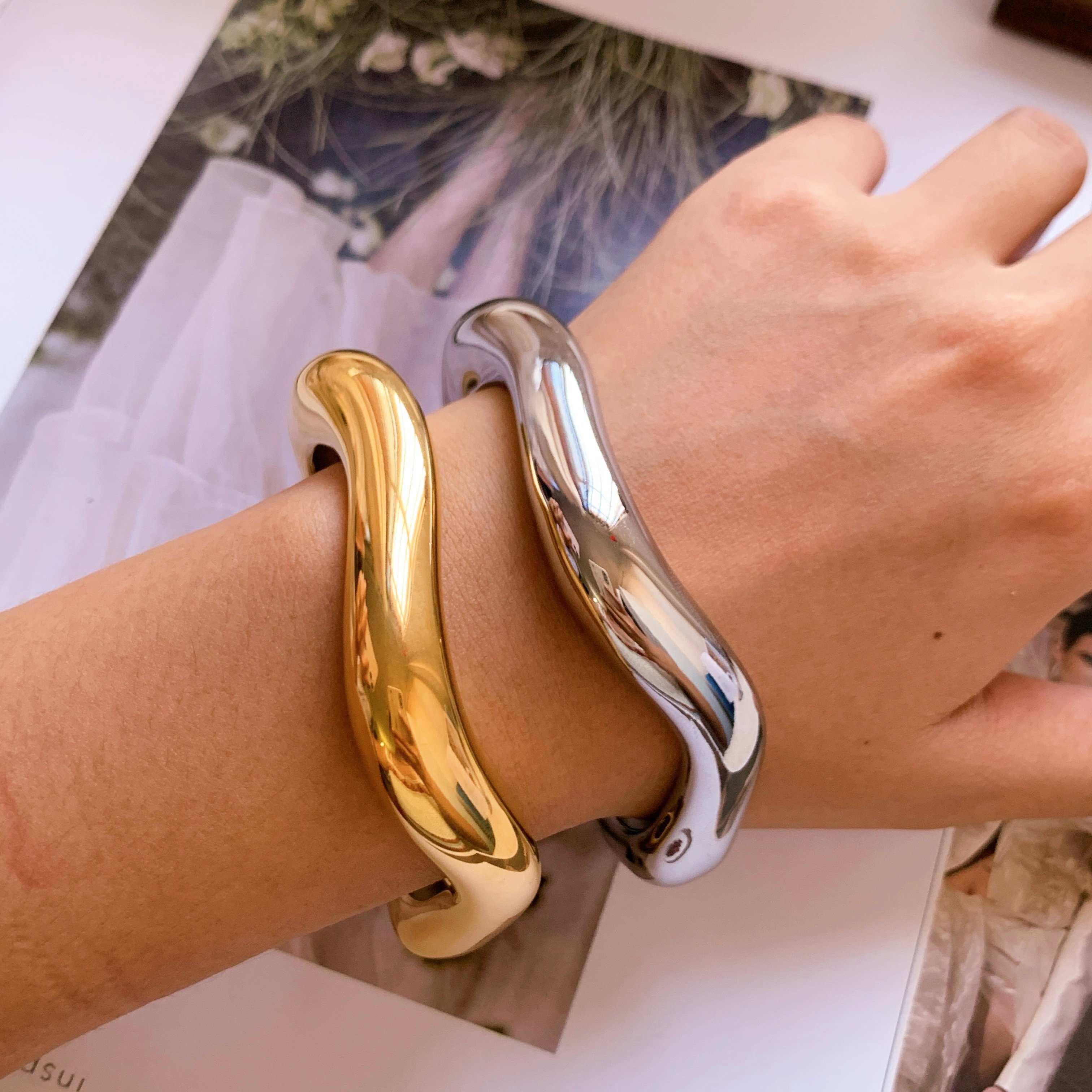 Trendy Fashion Fine Jewelry Set Wave Cuff Bangle 18k Gold Plated Stainless Steel Waterproof Statement Bold Bangle For Women