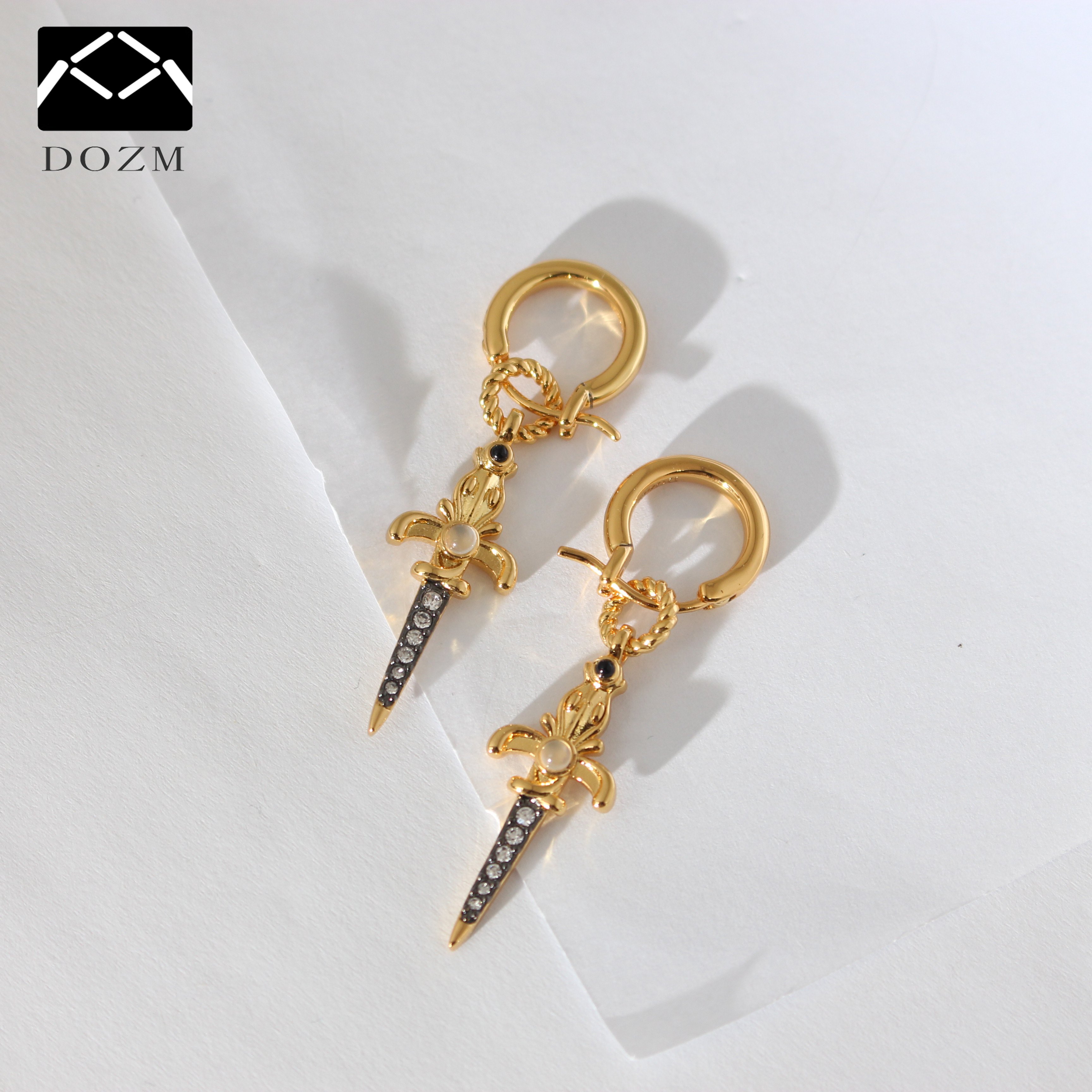 European American Jewelry Men's or Women's Sword Ear Cuff Earrings New Versatile Simple Asymmetrical Gold Weddings
