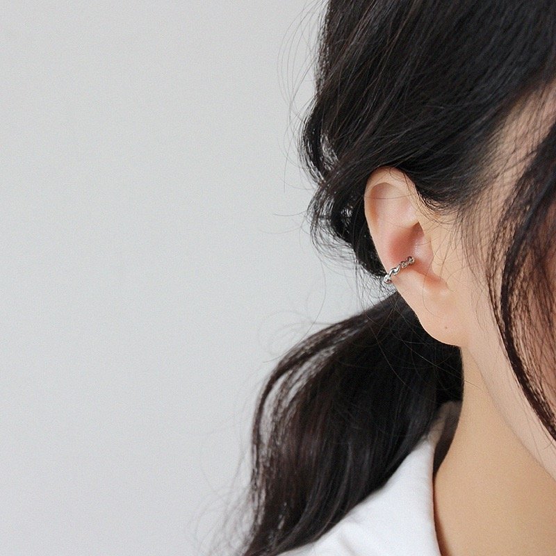 2022 NEW 925 Sterling Silver Fashion Simple Plain Twisted Mobiu Earring Ear Cuff with Gold Plated jewelry