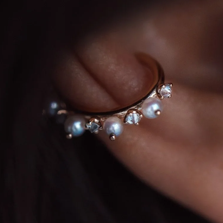 Beautiful Women Ear Cuff Earrings Pearl Ear Cuff Gold 925 Sterling Silver Plated Zircon and Natural Trendy S925 Geometric 30 Pcs