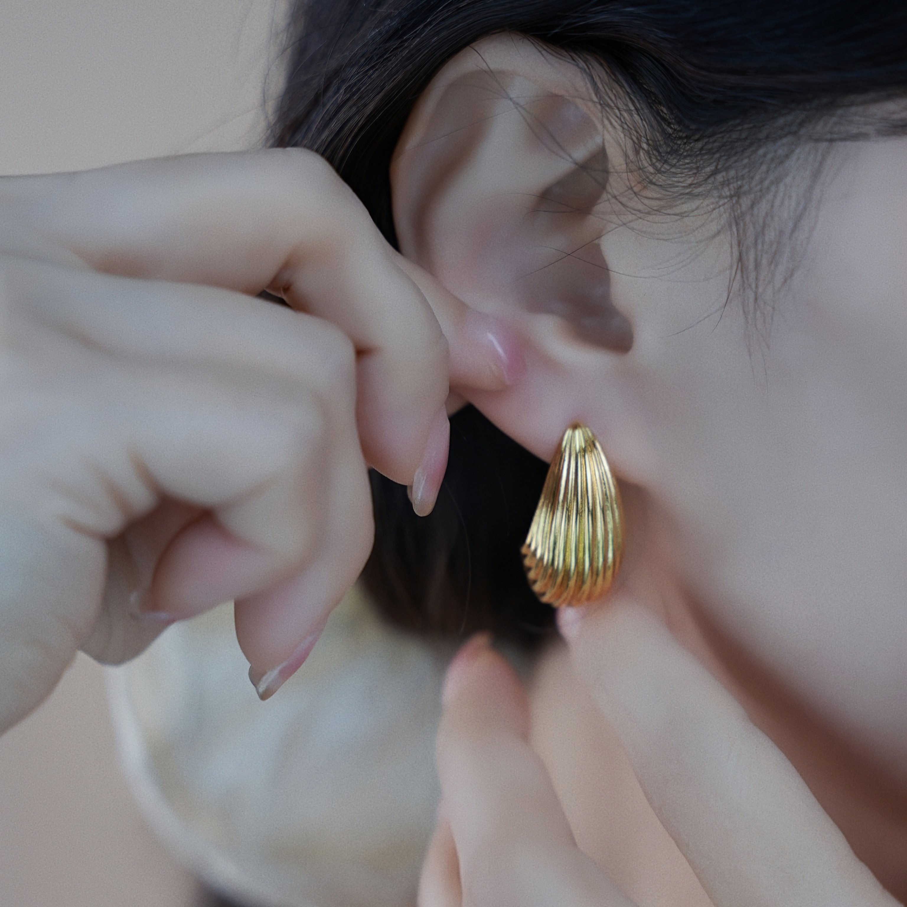 Silver-Plated Spiral Water Drop Shape Stud Earrings Freshwater Pearl Copper Brass Religious Style Parties Anniversaries Gifts