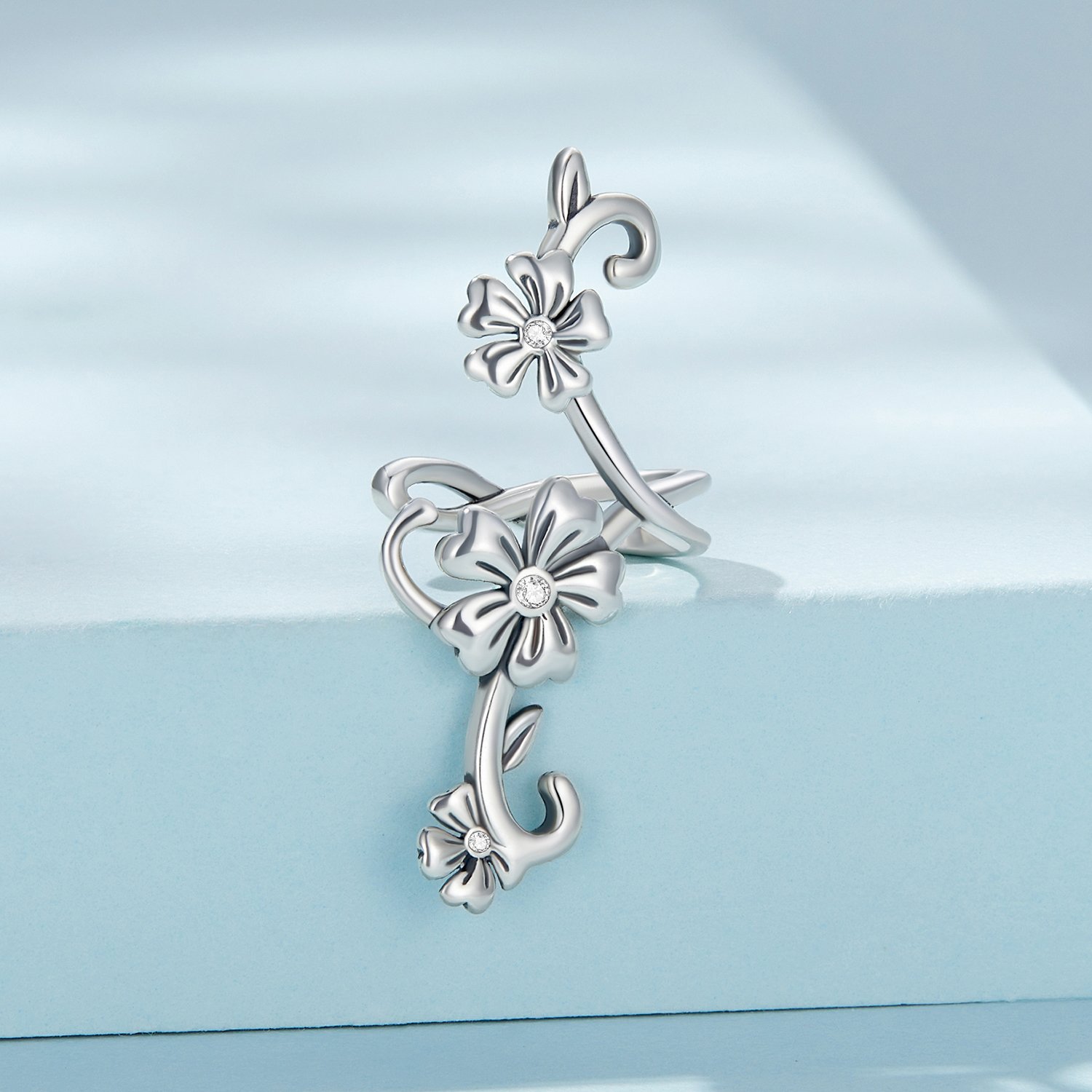 Patterned Ear Bone Clip Without Ear Hole Personality Unilateral S925 Silver Ear Clip earrings SCE1512
