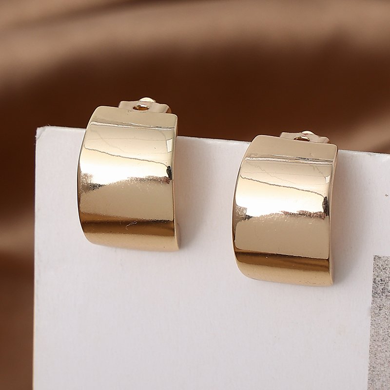 TongLing New Arrivals Alloy 18K Gold Plated Smooth Wide Face Ear Buckle Earrings Fashion Jewelry For Gift