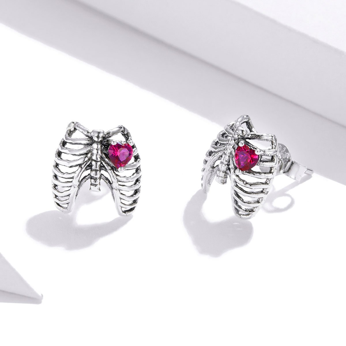 925 Sterling Silver Skull Earrings Fashion Designer Jewelry Skeleton Rib Stud Earrings for Women