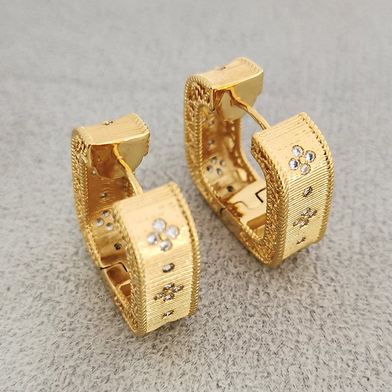 Luxury Fine Fashion Jewelry Accessories Ear Cuff Zircon Earrings Wholesale Bulk 2023