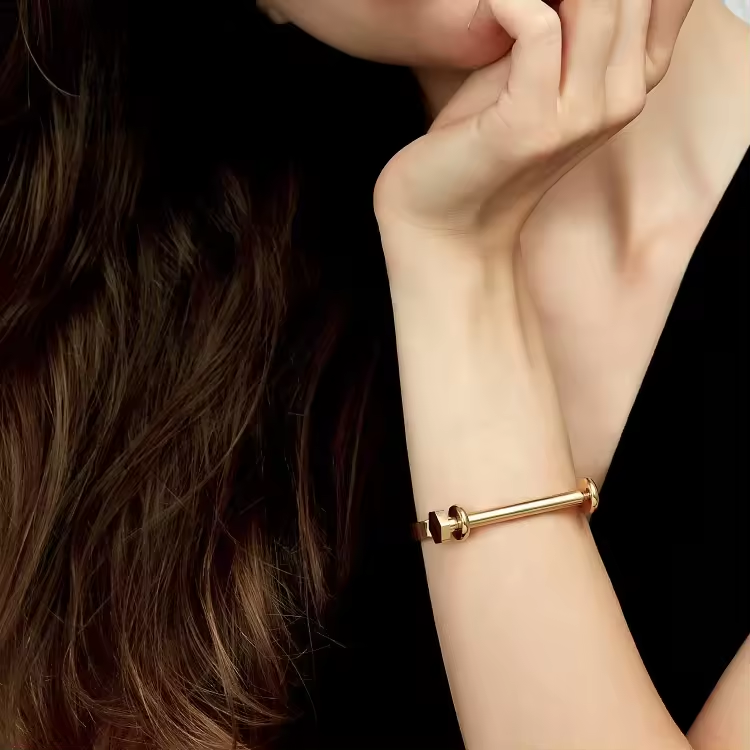 Top fashion fine jewelry set rings necklaces earrings 925 silver bracelet fine jewelry bracelet stainless steel bracelet jewelry