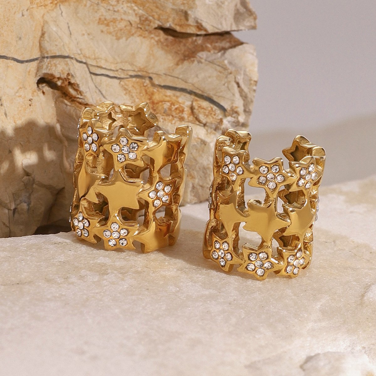 Women's Earrings 2024 Fancy Rhinestone Paved Engraved Star Shaped Non Pierced Gold Plated Fine Ear Cuff Earrings