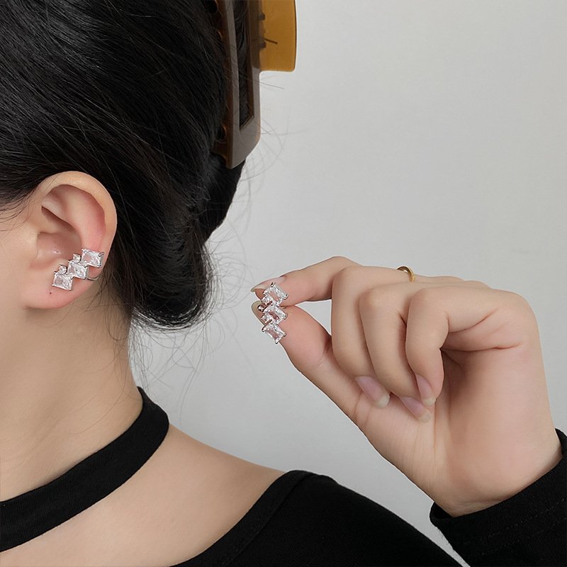 Fashion Ear Bone Cuff Earrings Jewelry Earrings Clip Men Women Ear Cuff Silver Plated Cubic Zirconia Brass Vintage Earrings