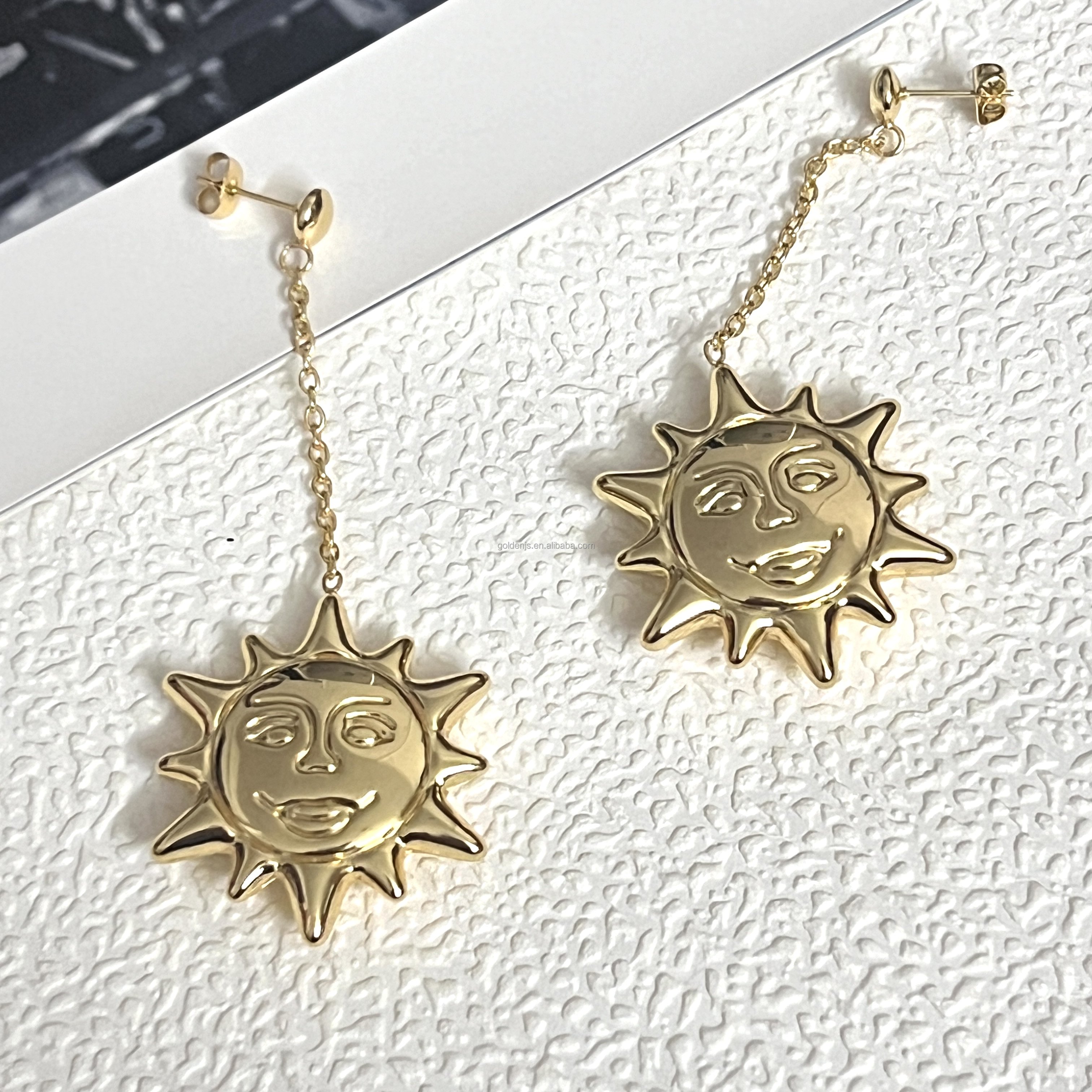 Wholesale 18K Gold Sun Goddess Large Hoop Earrings Trendy Stainless Steel Waterproof Party Gift for Women Europe United States