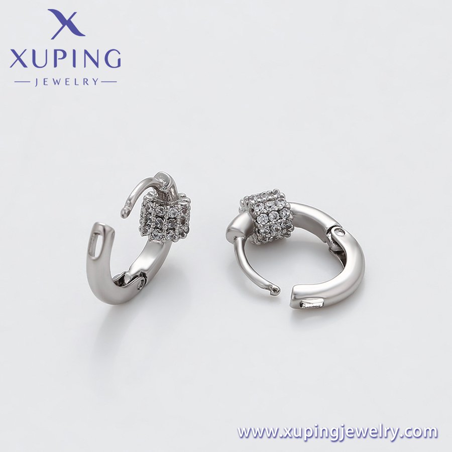 X000912631 XUPING Jewelry Wholesale Bulk Platinum Plated Fashion Elegant Jewelry Earrings For Women