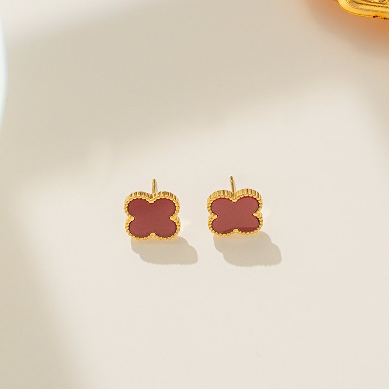 2024 Summer New Earrings Stainless Steel Temperament Simple Lucky Clover Jewelry Design Sense Earrings for Women