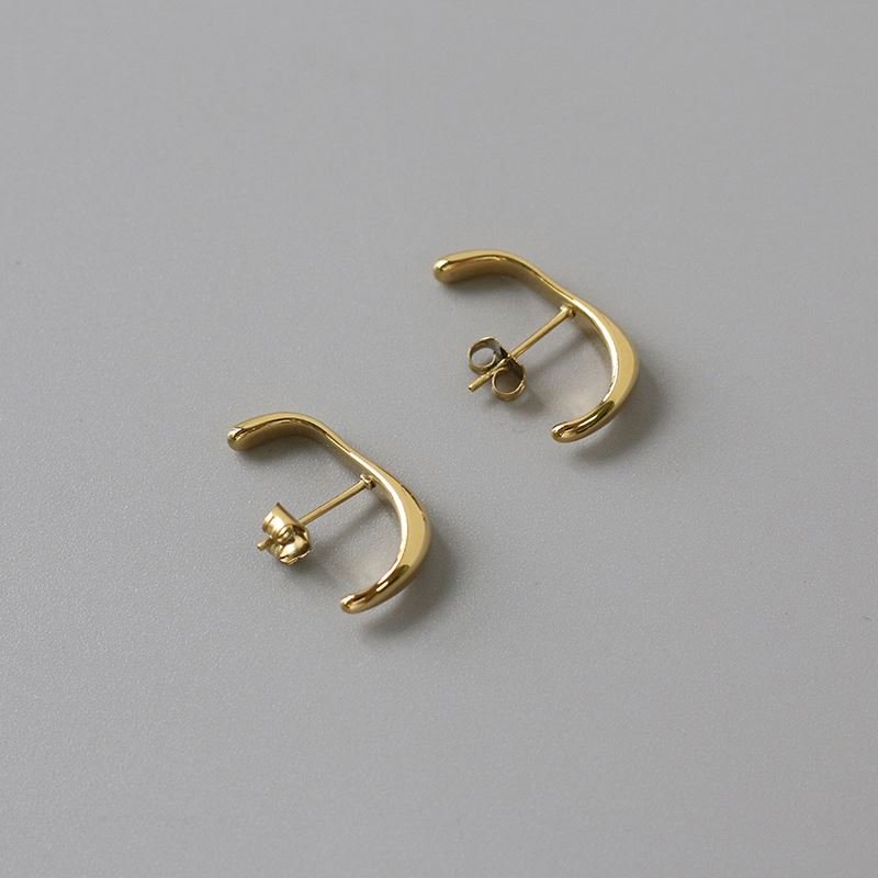 Christmas Earrings Jewelry High Quality Stainless Steel C Shape Earrings Chunky Ear Cuff Fashion Simple Women Stud Earrings