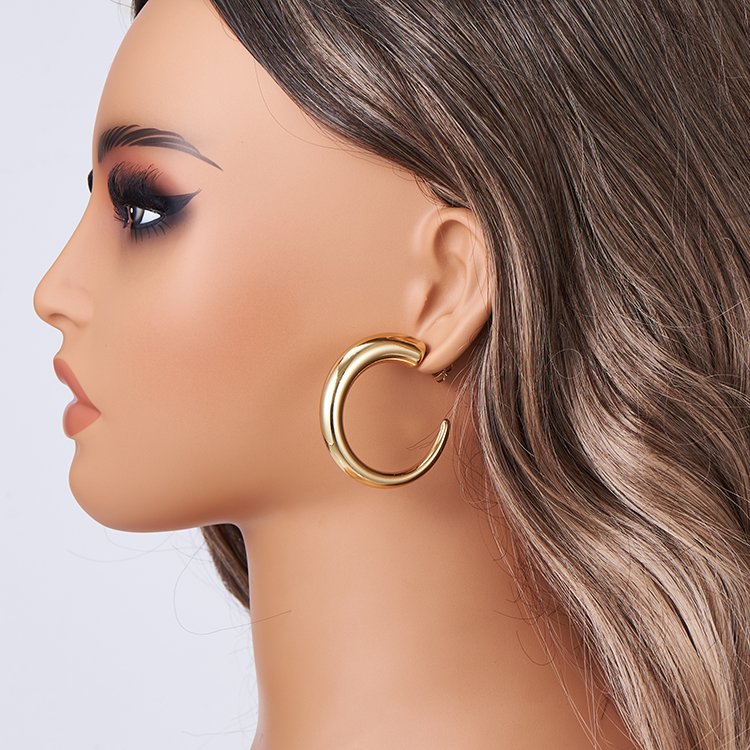 guangzhou Byron jewelry supplier hot selling classic vintage fashion jewelry stud metal hoop earrings for women gift