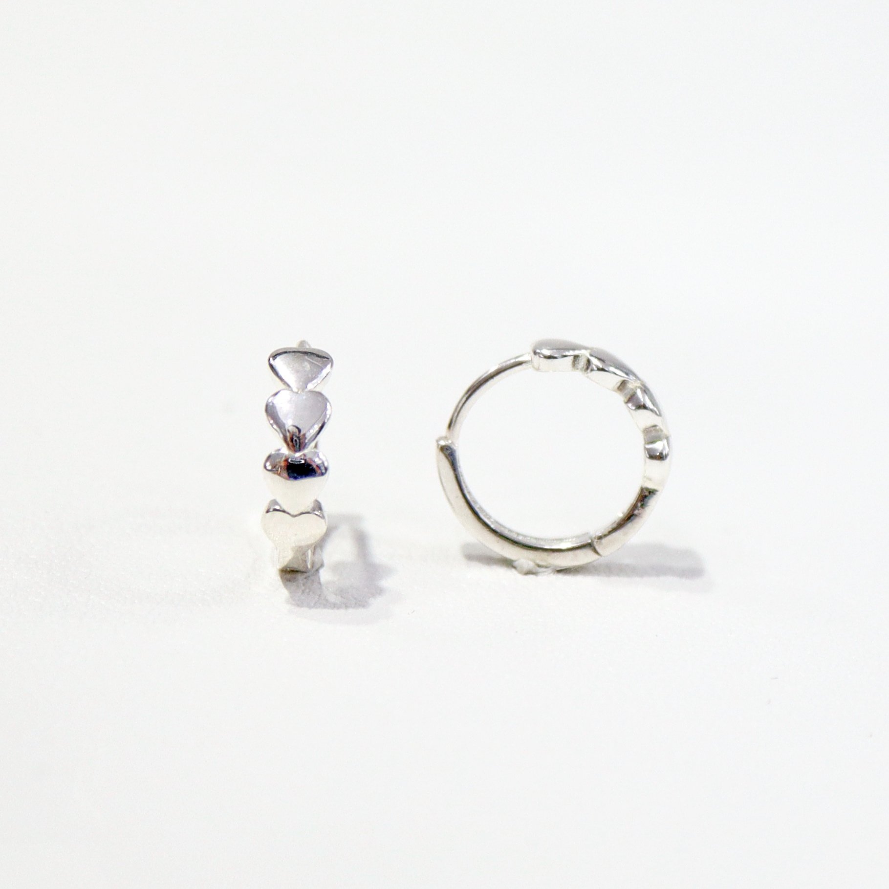 Custom Rhodium Plated Cuff Earrings Classic Romantic Love Heart Huggie Hoop Earrings 925 Sterling Silver Earrings Women