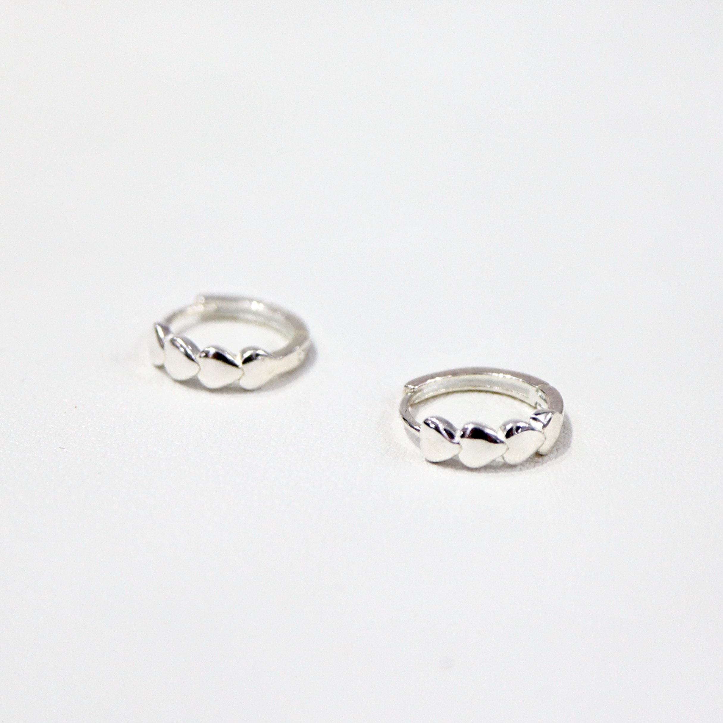 Custom Rhodium Plated Cuff Earrings Classic Romantic Love Heart Huggie Hoop Earrings 925 Sterling Silver Earrings Women
