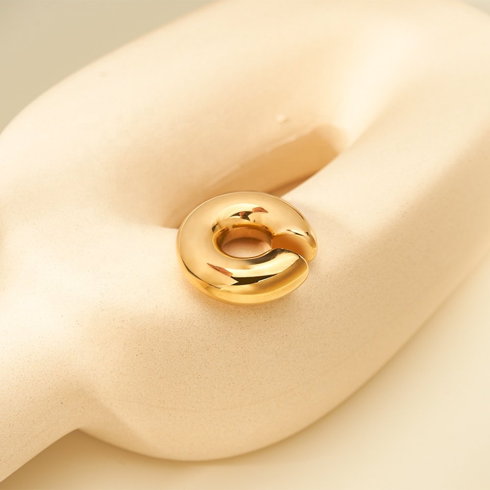 Hollow Tube Ear Clip HipHop Punk Single Earrings Latest 18K Gold Plated Gold Color Stainless Steel Jewelry Women Gift E231493