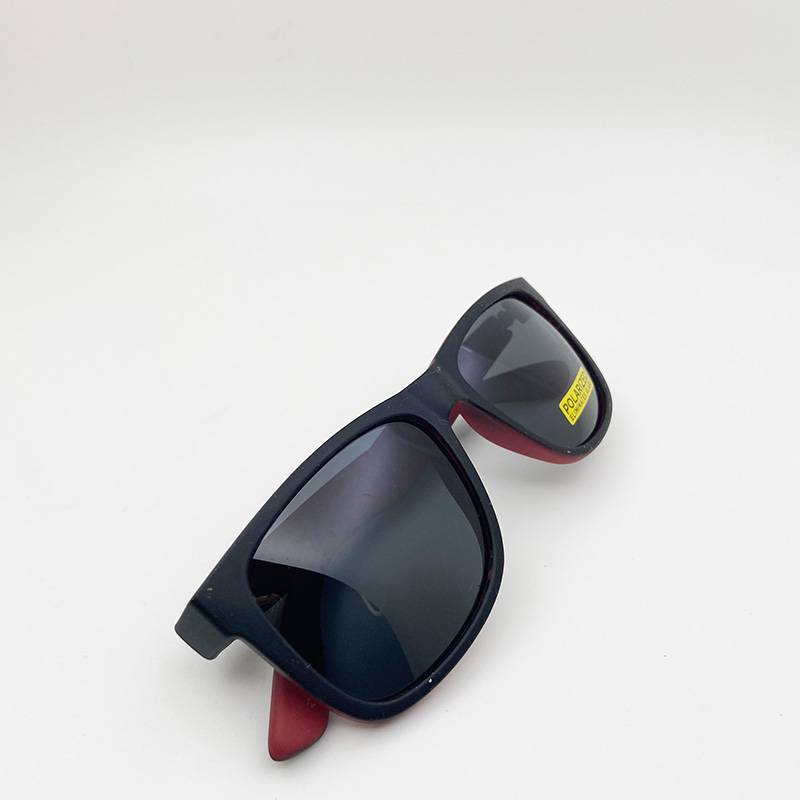 Order men and women polarizes driving mirror sunglasses fashion sunglasses anti -ultraviolet watch mirror sunscreen mirror