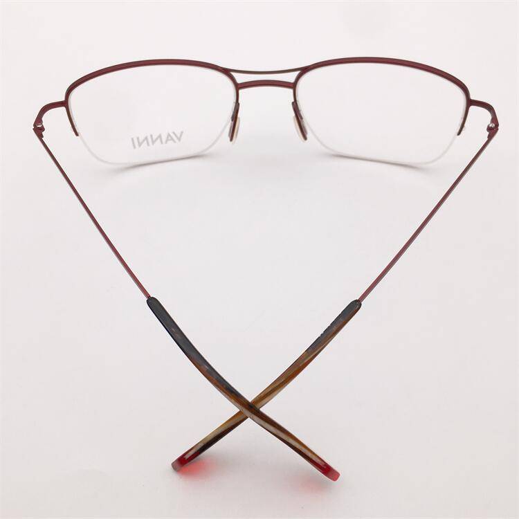 Treasured orphan original single red titanium business temperament semi -frame double nose beam thin legs personalized glasses shelf female