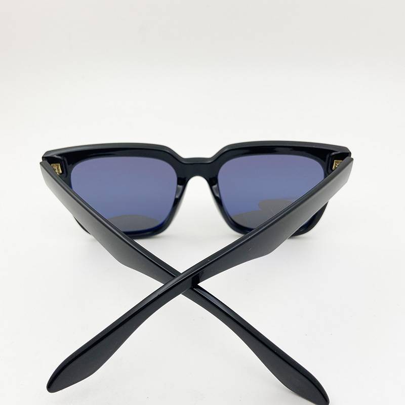 Brand original single men and women black box polarized sunglasses fashion anti -ultraviolet sun -driving driving sunglasses