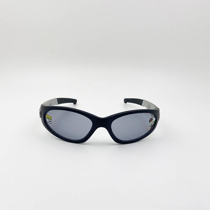 Original single children's sunglasses fashion personality sports sunglasses anti -ultraviolet eye mirror shading mirror boys
