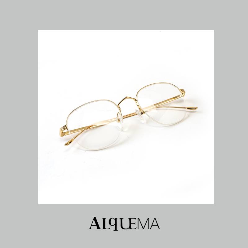 Pepe glasses frame temperament small frame titanium frame mirror frame face can be equipped with lens glasses frame metal edge D177