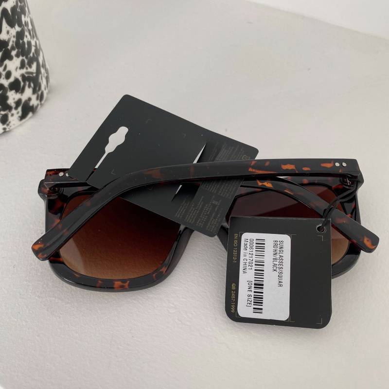 !Tail single 100%UV anti -ultraviolet leopard brown black sunglasses sunscreen sunglasses 0.04kg
