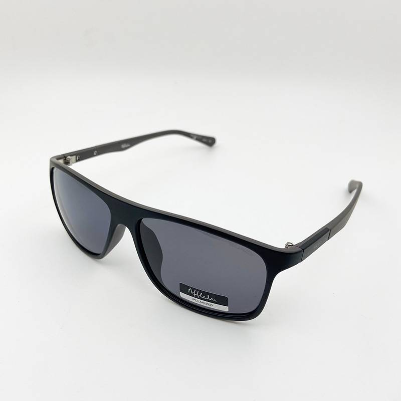 Exporting pure original single men and women polarized sunglasses fashion driving fishing ultra -light sunglasses care mirror shading mirror