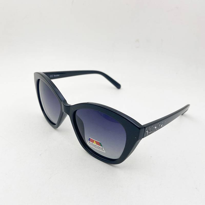 Original single black diamond polarized sunglasses fashion sunglasses care mirror oblong mirror outdoor driving glasses tide