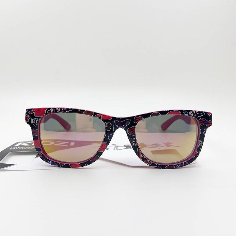 Exporting to European and American original children's sunglasses fashion personality girl sunglasses anti -ultraviolet -ray eye shading mirrors