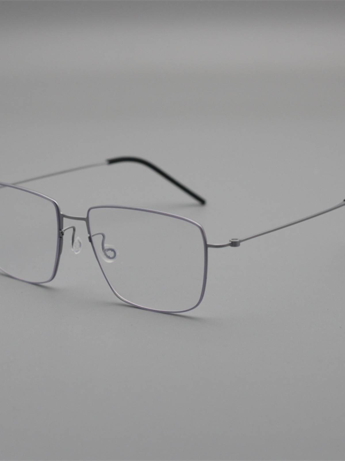 4G 2023 Star Global Fragment No Screw Pure Titanium Ultra -Light Glasses Denmark Design Bargaining Men 5508