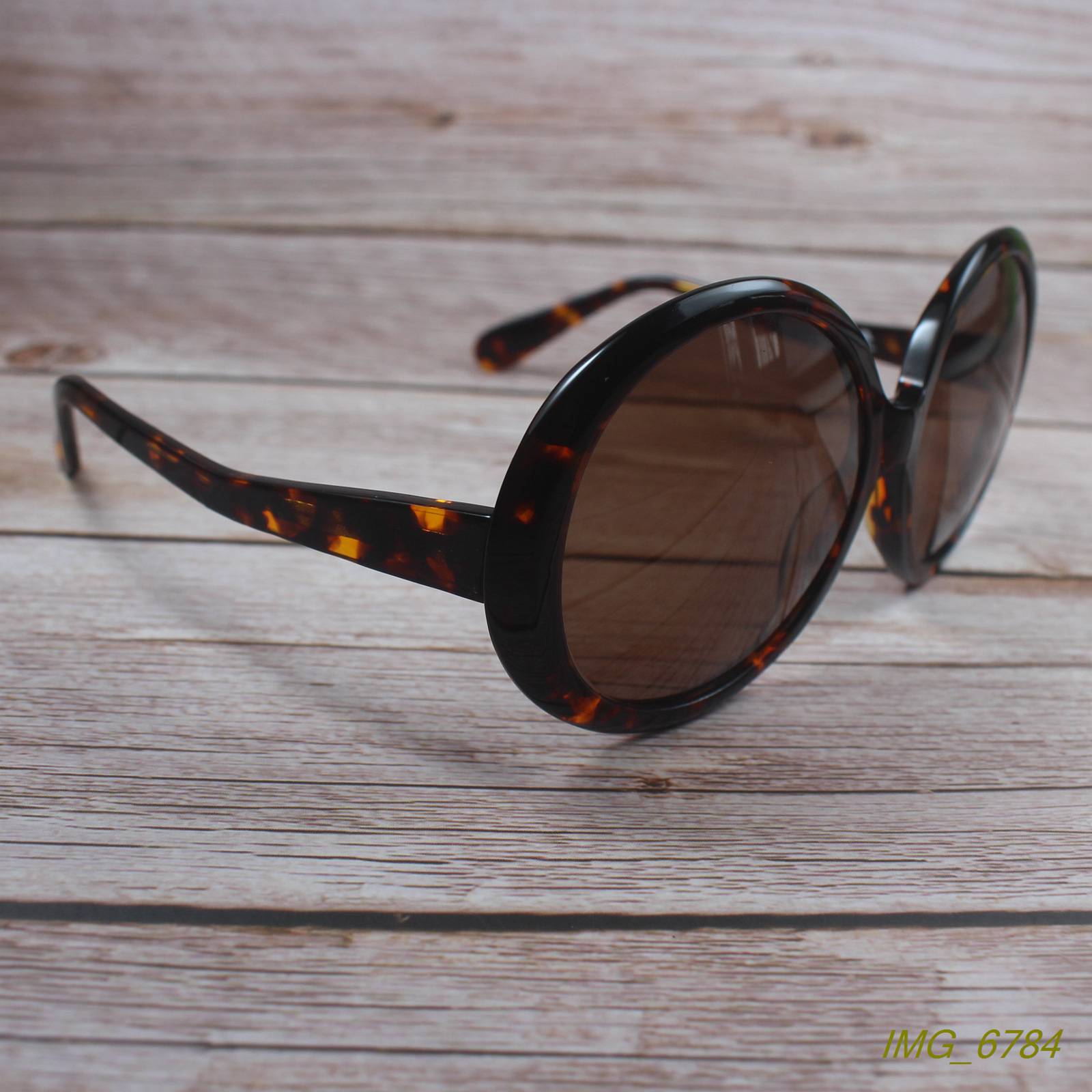 Single -handed tide fine plate light, light retro big round frame cover face sunglasses ladies sunglasses 2 color 105