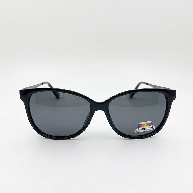 Original single men and women black polarized sunglasses fashion driving sunglasses anti -ultraviolet wicked sunshade