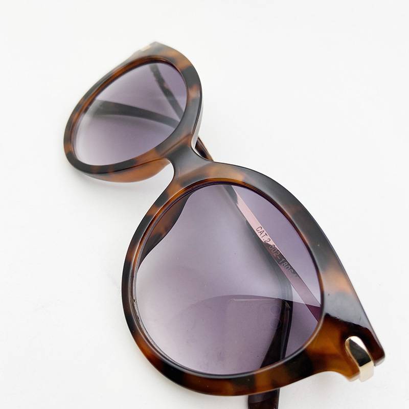 Exit the original single men and women leopard print sunglasses fashion sunglasses anti -ultraviolet lighting mirror uv400 UV400