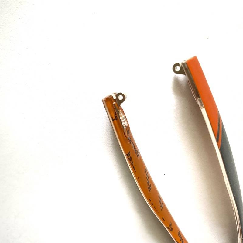 Single tooth flat -head near glasses leg length 138mm leg width 7mm single tooth 1.5 glasses frame mirror frame accessories glasses legs/pair