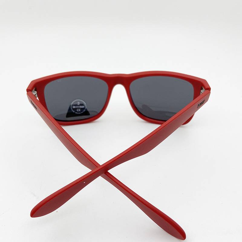 Exporting pure original single men and women red polarized sunglasses fashion sunglasses care eyes shading mirror driving mirror