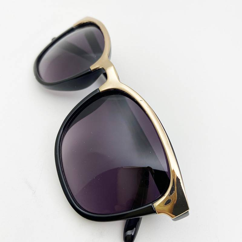 order men's and women's sunglasses fashion versatile classic sunglasses anti -ultraviolet goggles sunshine uV400