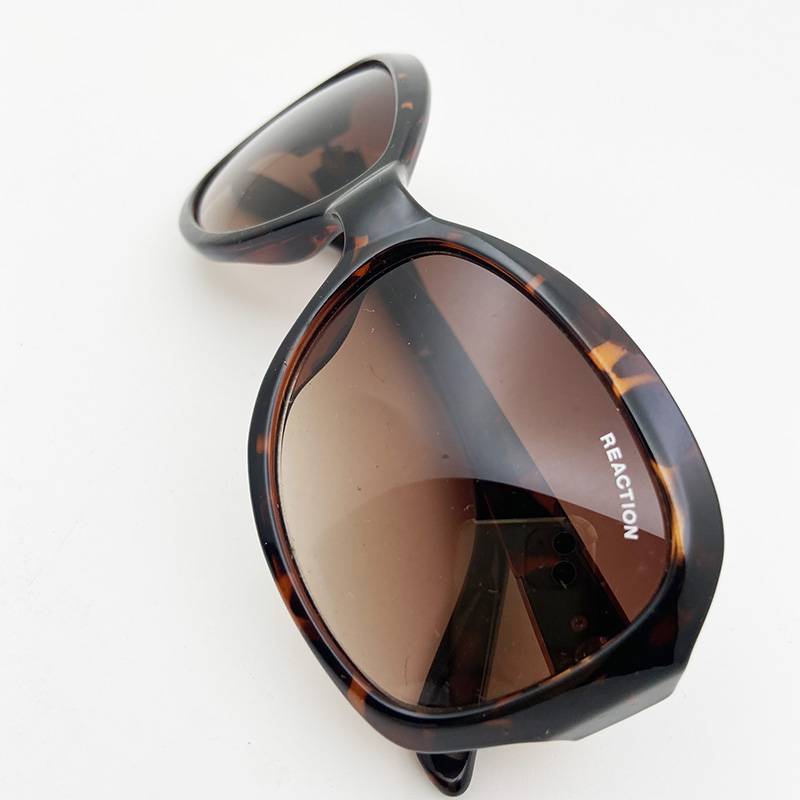 Order Men and Women Leopard Progressive sunglasses Fashionable sunglasses Anti -ultraviolet outdoor care mirror sunscreen mirror
