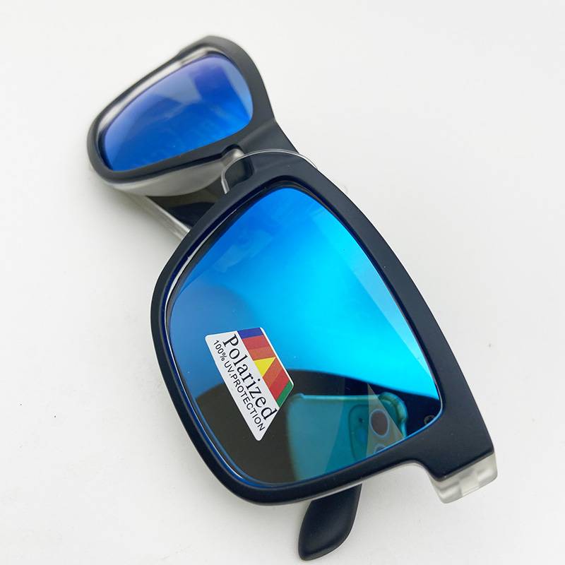 Exporting to the original single men and women polarized sunglasses, fashion personality sunglasses anti -ultraviolet fishing driving sunshade