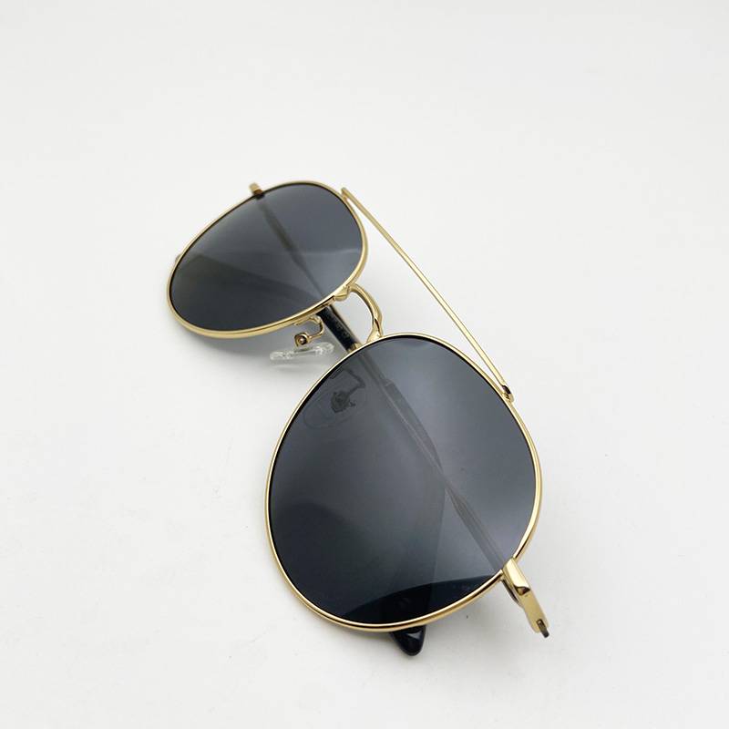 Original single men and women polarized sunglasses fashion personality driving fishing sunglasses care mirror sunshade sunshade tide