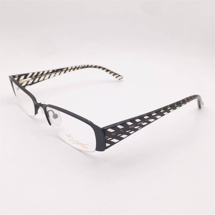 Shenzhen original single black alloy business temperament semi -frame plate plate anti -allergic mirror legs personalized glasses shelf female