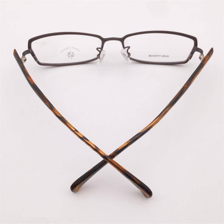 Treasured orphan original single coffee color ultra -light pure titanium full -frame all -frame anti -allergic mirror leg literary glasses rack men and women