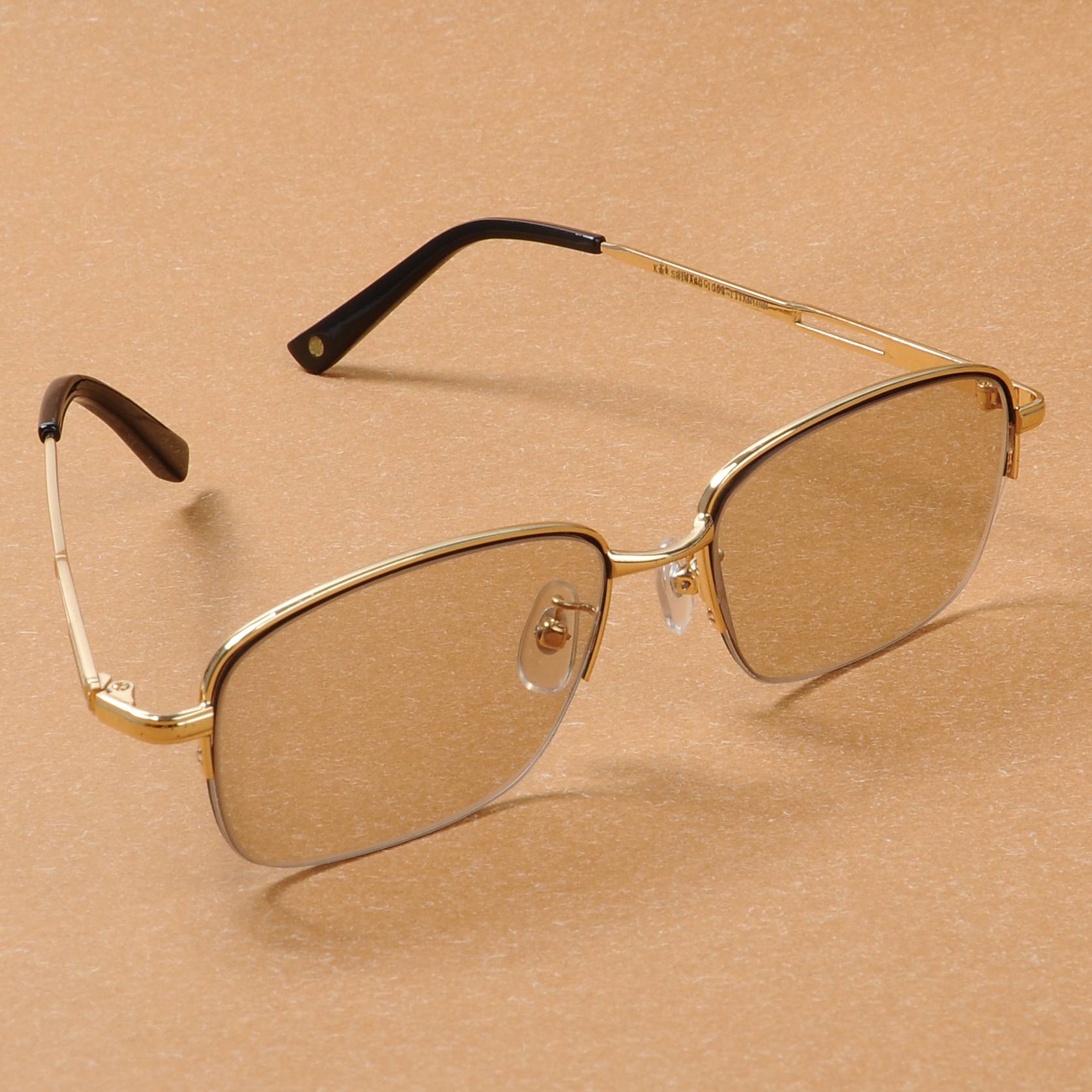 Pure natural crystal glasses, original stone glasses, male and women's true East China, middle -aged elderly people raising mirror sunglasses sunglasses
