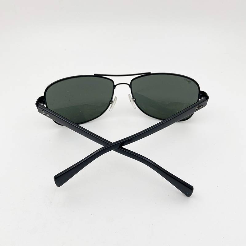 Exporting pure original single men's metal box sunglasses fashion brand sunglasses anti -ultraviolet -ray eyes shading mirror