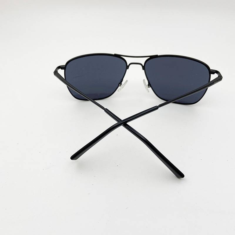 Pure original single men's and women's brand sunglasses fashion sunglasses anti -ultraviolet lighting mirrors uV400