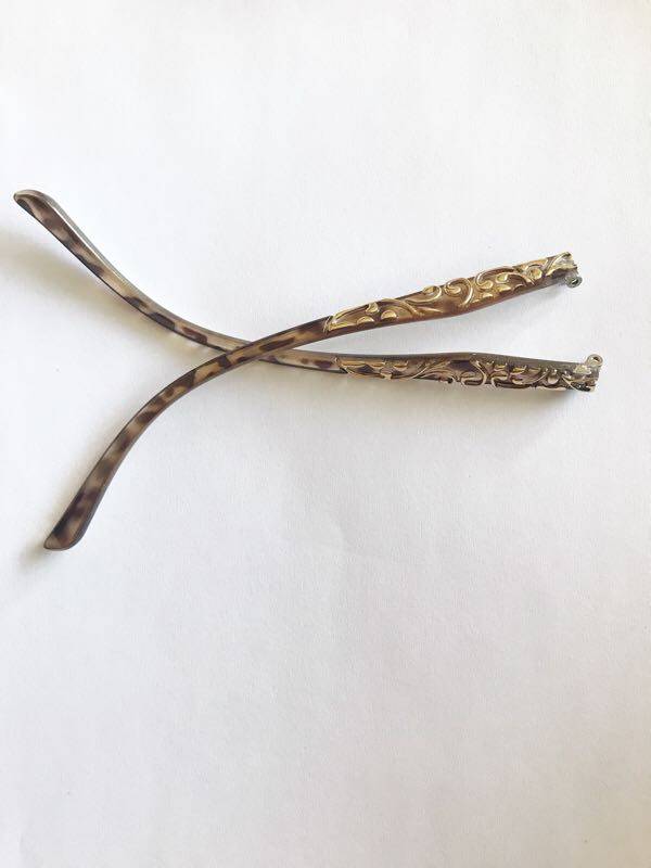 Glasses Leg Accessories Two -teeth convex teeth wide 6 tooth distance 1.2 teeth height 7 convex teeth 2mm mirror legs one pair of common parts