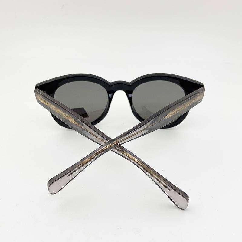 Sample ladies polarized sunglasses fashion personality coating sunglasses anti -ultraviolet eye mirror shading mirror