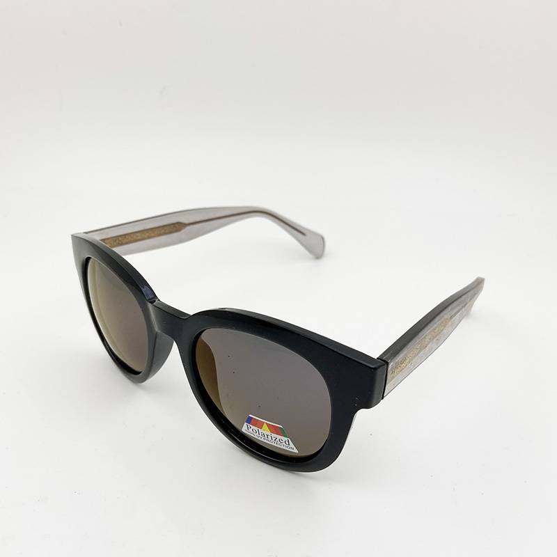 Sample ladies polarized sunglasses fashion personality coating sunglasses anti -ultraviolet eye mirror shading mirror