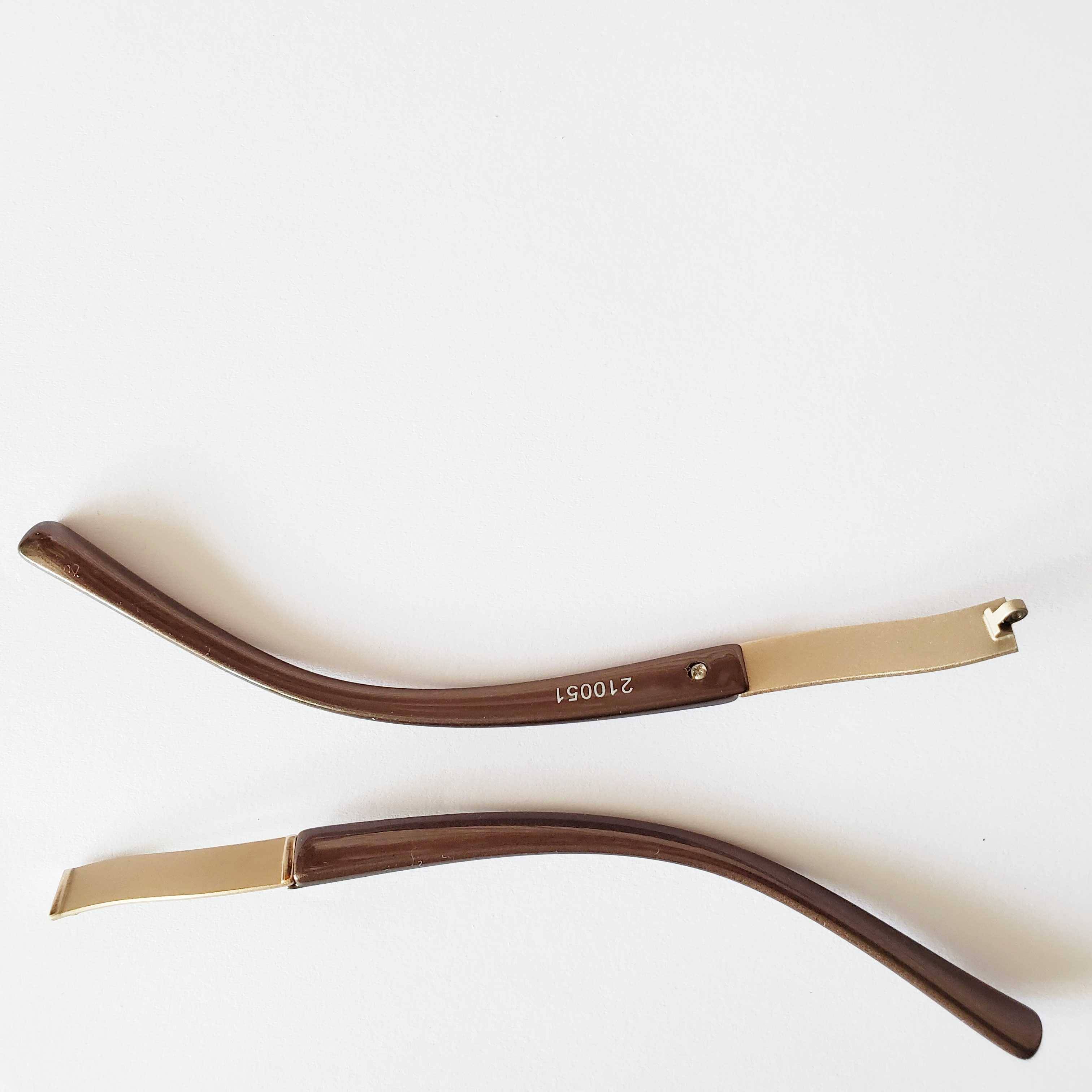 Glasses legs flat sunglasses, single teeth, teeth, legs width, 7mm tall, 5mm single teeth, 1.5 legs, 130 branches, two branches